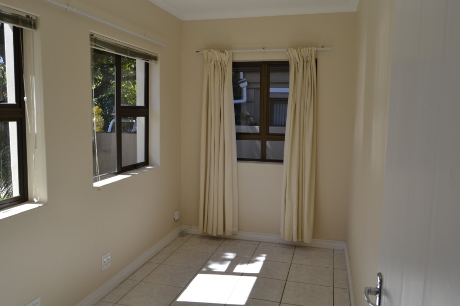 To Let 3 Bedroom Property for Rent in Heritage Park Western Cape